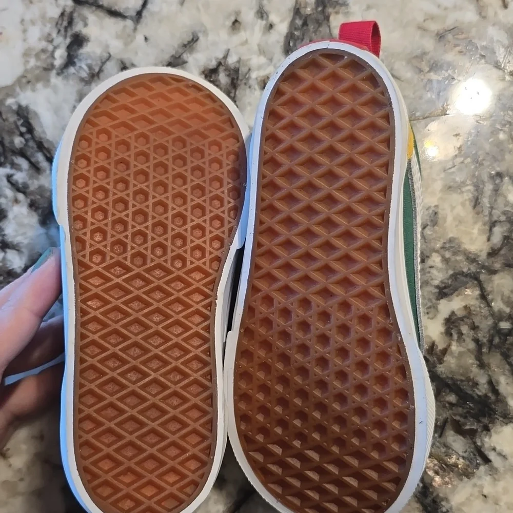 Toddler New Balance And Vans Set - Picture 7 of 15